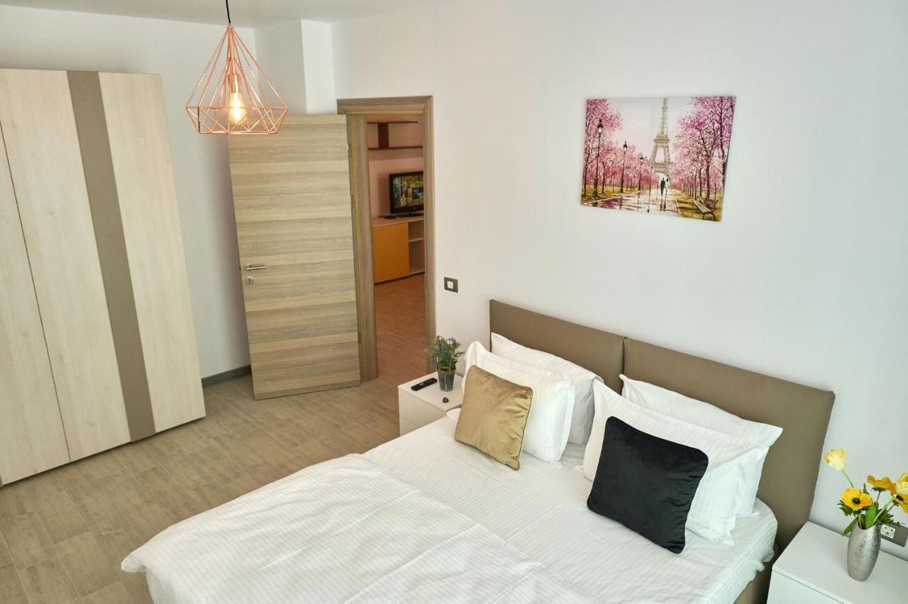 Orange Summer Apartment Spa Pools Beach Resort 马马亚 外观 照片
